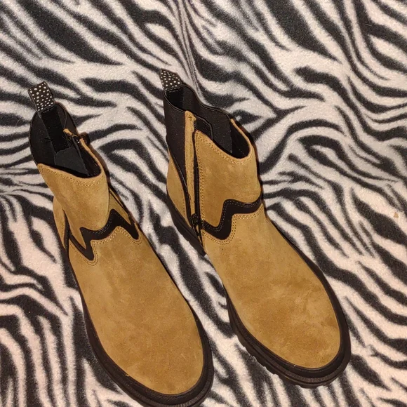 👣LUCKY BRAND EABILE Topanga Tan Boots